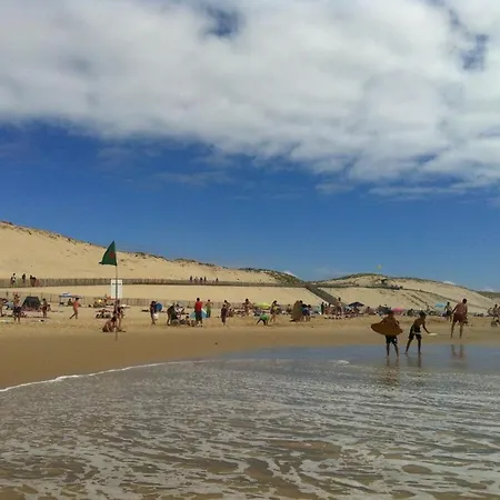 Holiday home Le Bois Flotee Avec Jardin, 6 Min, Ocean 15 Min